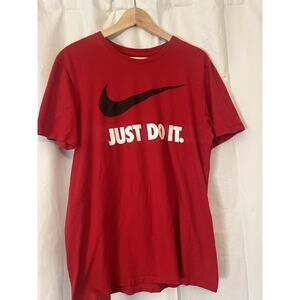 Nike Red T-Shirt large Gym Workout Exercise Running,Great Condition
